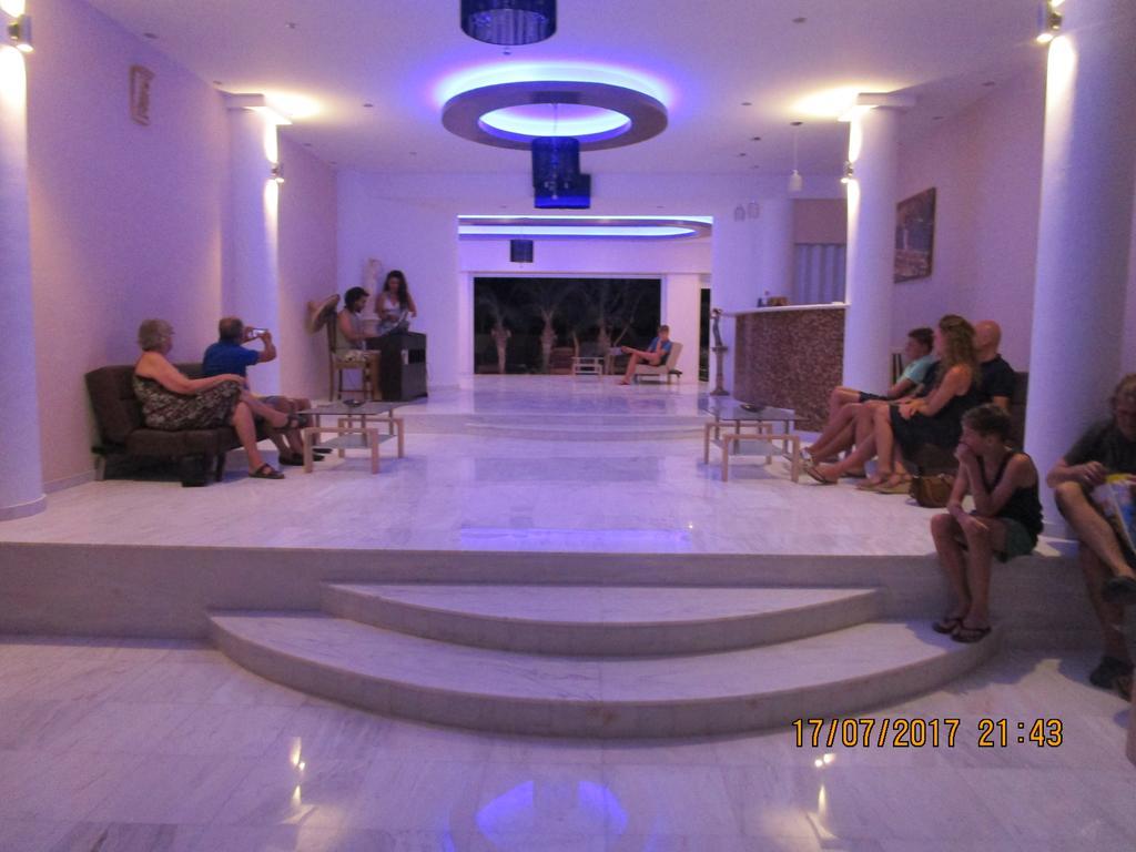 Saint Konstantin Beach Apartments Stegna 외부 사진