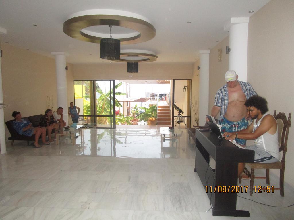 Saint Konstantin Beach Apartments Stegna 외부 사진